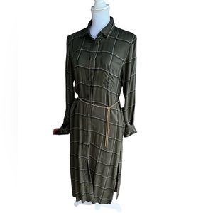 Traje de mujer largo ideal para ponerse con leggings